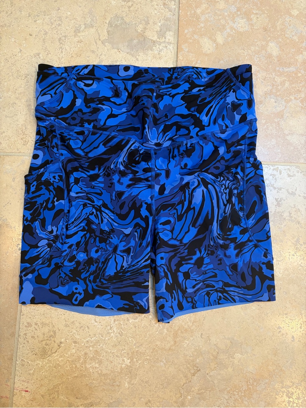 Lululemon women’s biker shorts